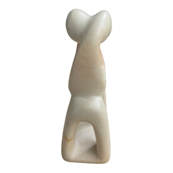 Handcarved Kisii Ware
Soapstone Kissing Hugging
Figures Figurine made in Kenya - Picture 5 of 9